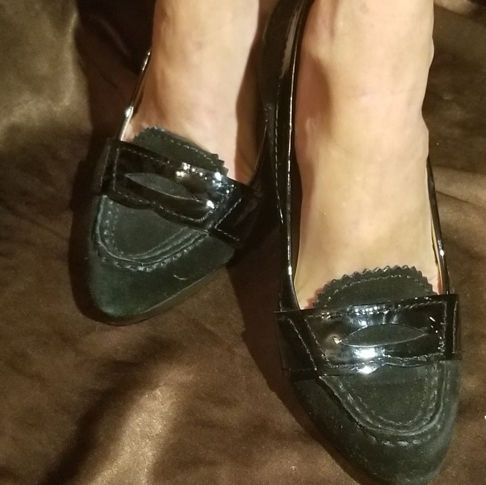 Cole haan black rainstorm suede heels